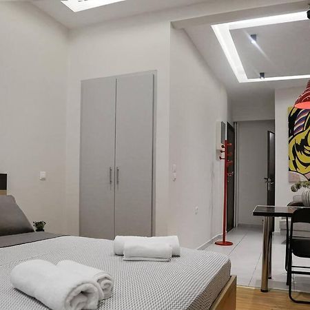 Apartment At Eksarhia Center Афины Экстерьер фото